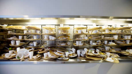 "Es un tema candente": Putin defiende la idea de reducir la producción de plástico en Rusia