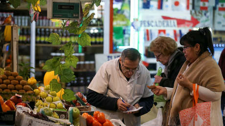 La inflación de noviembre en Argentina fue de 4,3 % y trepa al 52,1 % interanual