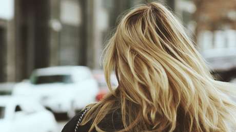 Una periodista hace un reportaje sobre la detección temprana de cáncer y salva su propia vida