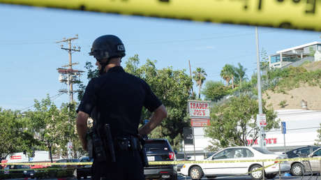 Un policía de EE.UU. podría pasar 3 años en prisión por tocar los senos de una mujer muerta mientras estaba de servicio