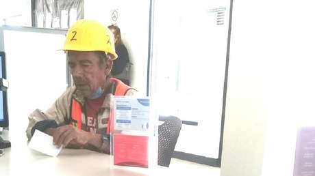 Un obrero mexicano es estafado por un compañero y usuarios de las redes le aportan el triple de lo perdido