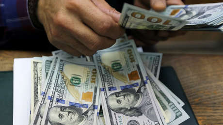 Procesan a siete militares argentinos en el exterior por un presunto fraude millonario al Estado