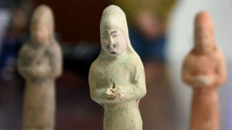 VIDEO: Arqueólogos descubren  en China una tumba de 1.300 años de antigüedad