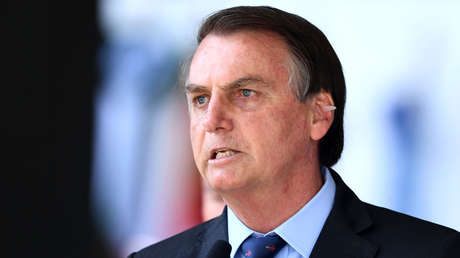 "Tienes una cara de homosexual terrible": Bolsonaro responde a un periodista molesto por las preguntas sobre la investigación a su hijo