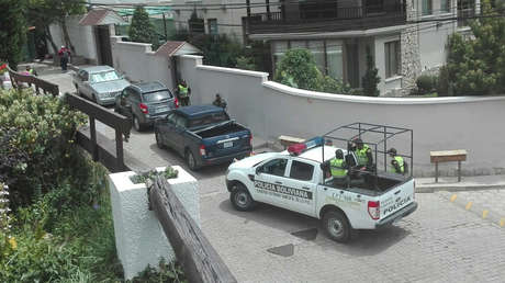 López Obrador afirma que "aminoró considerablemente" la "vigilancia extrema" de la Embajada de México en Bolivia