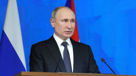 Putin tilda de "canalla" y "cerdo antisemita" al antiguo embajador de Polonia involucrado en negociaciones con Hitler