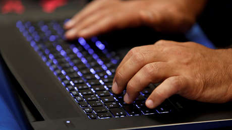 Jóvenes chilenos buscan enseñar con un videojuego la historia de la dictadura de Pinochet