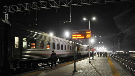 VIDEO: Llega a Crimea el primer tren desde la Rusia continental
