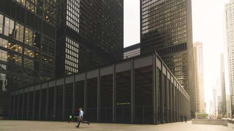 Bloomberg advierte sobre recortes de plantilla récord en los bancos desde 2015