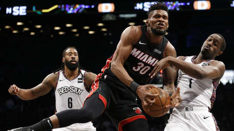 VIDEO: Un jugador de la NBA ve a su madre por primera vez en 3 años (y su reacción es emocionante)