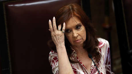 Justicia de Argentina envía a juicio oral a Cristina Kirchner por presuntas irregularidades en la obra pública
