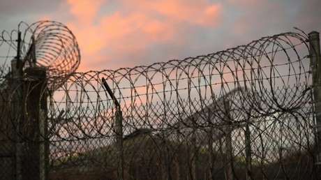 Despiden a los alumnos de prisiones de EE.UU. que se fotografiaron haciendo el saludo nazi