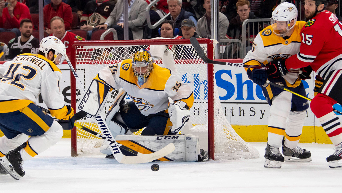 VIDEO: Un guardameta de hockey sobre hielo marca un raro gol en la historia de la NHL