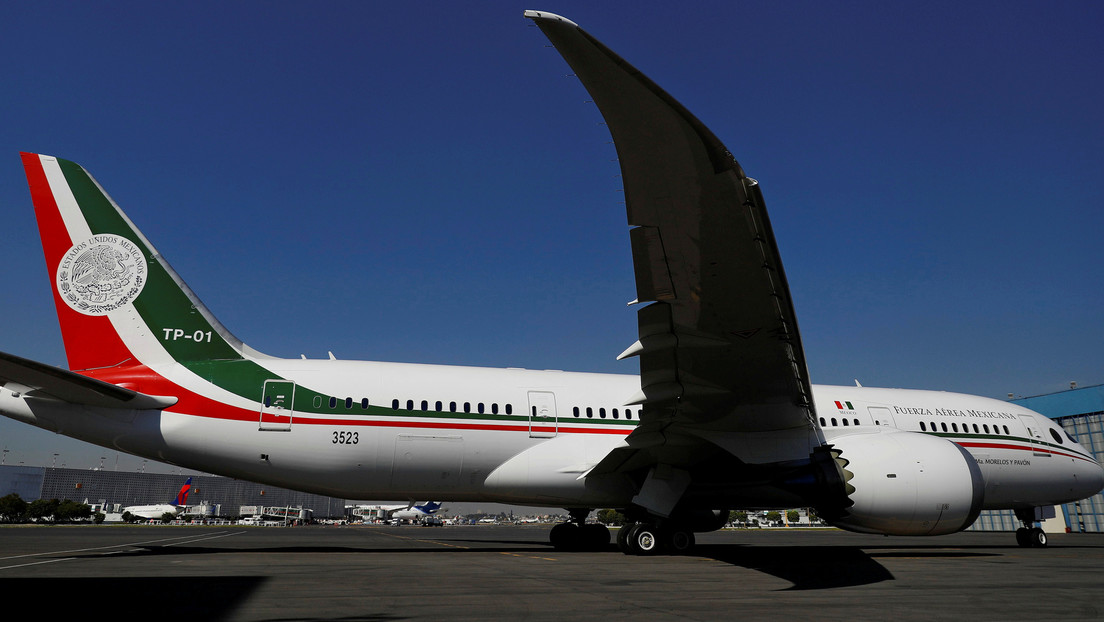 López Obrador propone sortear el avión presidencial y los mexicanos 'enloquecen' con la idea de ganárselo