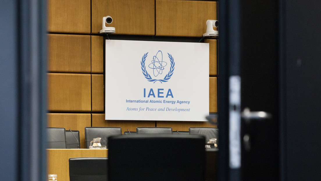 Irán anuncia que revisará la cooperación con el OIEA si aumenta la presión de la UE