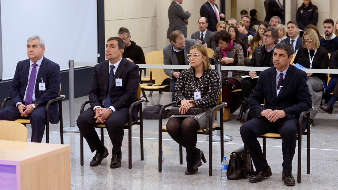 La cúpula de la Policía catalana a juicio: acusaciones, testigos y una gran incógnita