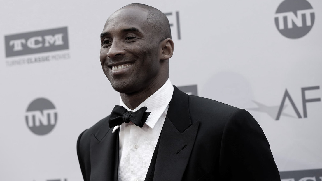 Muere la leyenda del baloncesto Kobe Bryant al estrellarse en un helicóptero