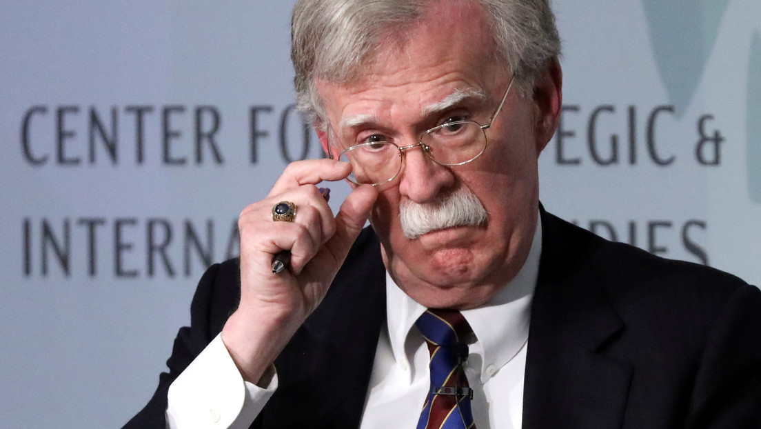 Cómo el nuevo libro de John Bolton puede alargar el 'impeachment' de Donald Trump