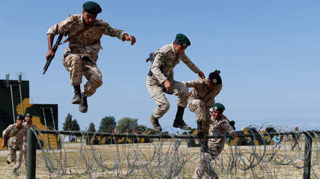 Jameneí tras las amenazas de Trump: "No buscamos guerra, pero si alguien nos amenaza, lo confrontaremos y atacaremos sin vacilar"