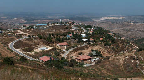 Habitantes de un asentamiento israelí en Cisjordania atacan a dos policías disfrazados de palestinos
