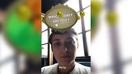 VIDEO: La hija de Robin Williams prueba un filtro de Instagram y le aparece un famoso papel de su padre