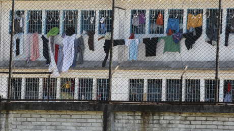 VIDEO: La fuga de reos en un penal de Colombia deja un guardia muerto y otro herido