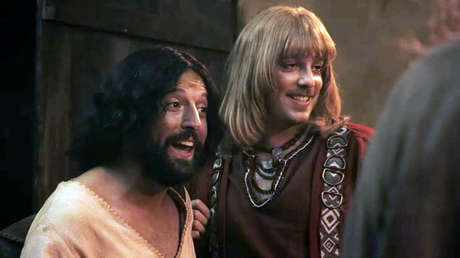 Un juez de Brasil ordena retirar un especial navideño de Netflix protagonizado por un Jesucristo gay