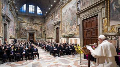 El papa Francisco insta al "diálogo y la moderación" entre EE.UU. e Irán para evitar un conflicto mayor