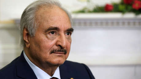 El mariscal Haftar agradece a Putin y confirma que está dispuesto a continuar el diálogo de paz libio