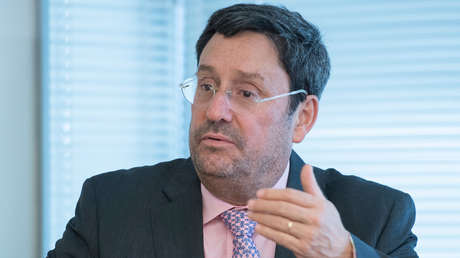 Renuncia embajador de Colombia en EE.UU. Francisco Santos, que en un audio filtrado reconoció "inventarse cosas" sobre Venezuela para Washington