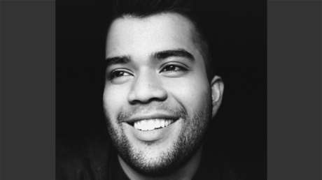 Activista contra el abuso infantil que fue nominado al Nobel admite haber abusado de un menor y poseer pornografía infantil