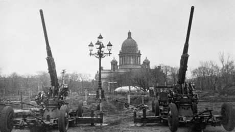 Se cumplen 77 años de la ruptura del mortal sitio de Leningrado que duró 872 días y costó la vida de cientos de miles de personas