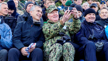 Un alto mando de la Marina de EE.UU. cree que sus aliados deberían imitar a Rusia en la esfera militar