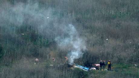 Recuperan tres cuerpos del sitio del accidente de helicóptero en que murió Kobe Bryant