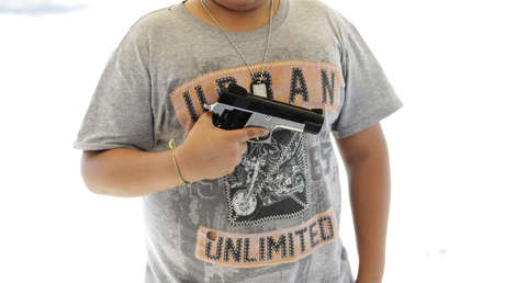 Comisión de Derechos Humanos de México insta a autoridades a evitar la participación de niños en los grupos de autodefensa