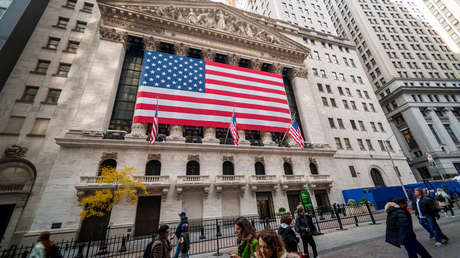 El secretario de Comercio de Trump afirma que el coronavirus "ayudará" a la economía de EE.UU.