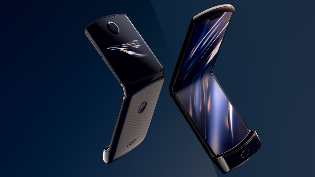 Motorola dice que "es normal" que la pantalla plegable del Razr tenga bultos y protuberancias