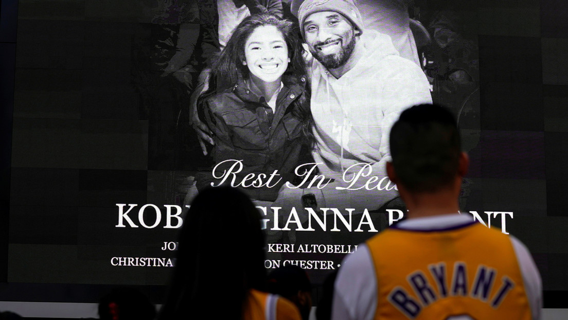 La compañía propietaria del helicóptero donde murió Kobe Bryant carecía de licencia de vuelos con mal tiempo