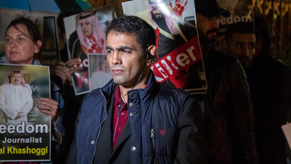 Autor satírico saudita rechaza oferta de The Washington Post por miedo a que lo maten: "Arabia Saudita es como Corea del Norte"