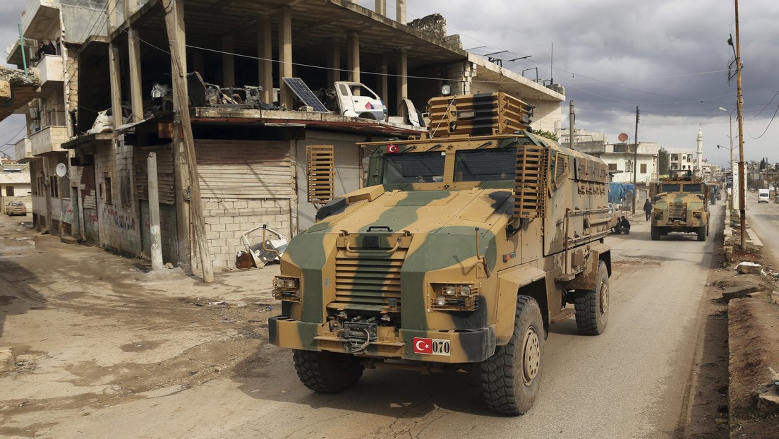 Erdogan declara que el Gobierno de Siria pagará un "precio muy alto" por atacar a soldados turcos