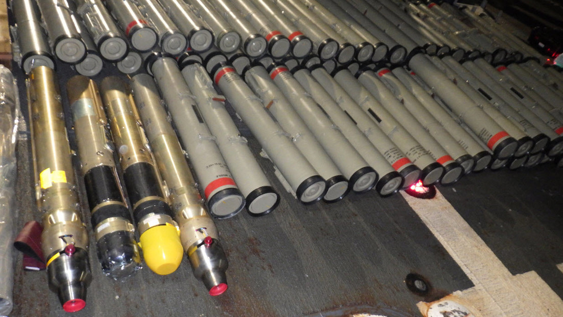 VIDEO: La Armada de EE.UU. confisca "armamento ilegal de fabricación iraní" en el mar Arábigo