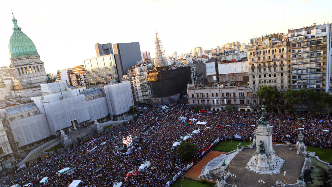 Argentina se moviliza a un mes del asesinato de Fernando Báez, el joven salvajemente golpeado por 10 jugadores de rugby
