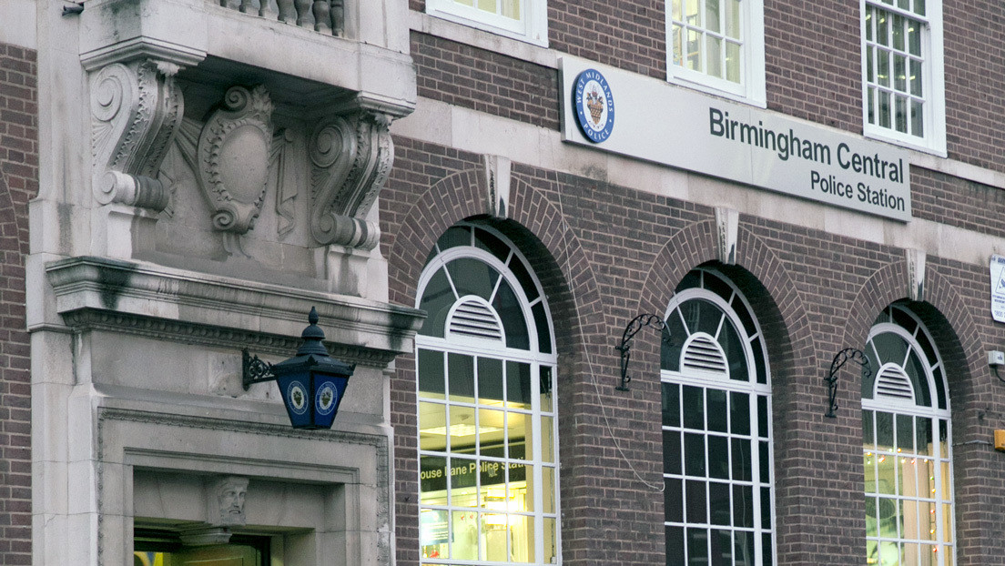 "Mi existencia es la prueba": Denuncia a su padre por violar y dejar embarazada a su madre cuando tenía 13 años