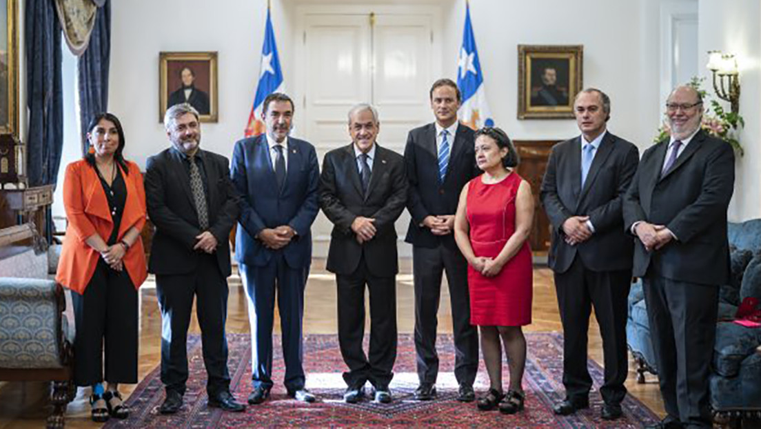 Autoridad electoral de Chile pide "austeridad" y "respeto" en el inicio de la campaña por el plebiscito constitucional