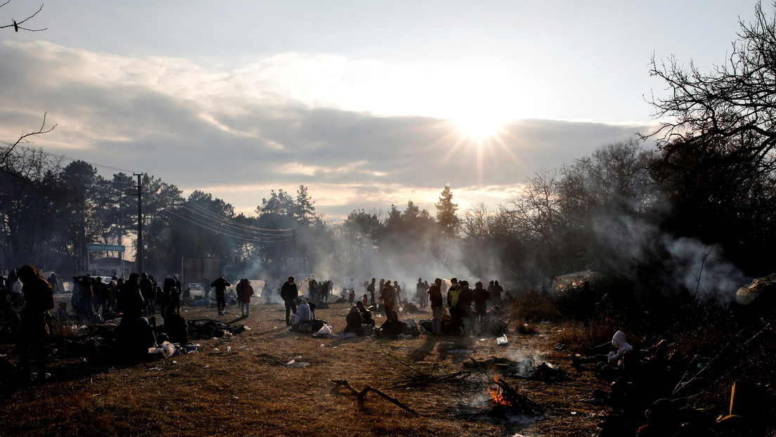 Más de 47.000 refugiados entran a Grecia desde Turquía luego que Ankara abriera las fronteras con la UE en medio de las tensiones con Siria