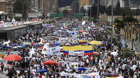Suspenden al Centro Nacional de Memoria Histórica de Colombia de una prominente red internacional por negar el conflicto armado