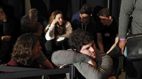 Los demócratas culpan a los "controles de calidad" por el retraso en resultados de las primarias de Iowa