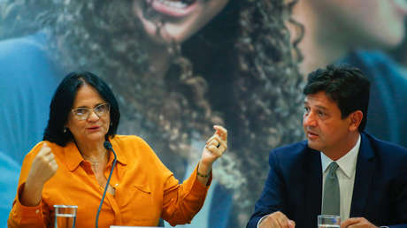 ¿Evitar el embarazo adolescente o propaganda evangélica? Una campaña del Gobierno de Brasil defiende la abstinencia sexual entre los jóvenes