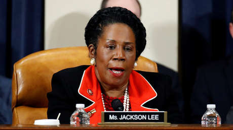 Congresista demócrata señala a Rusia por los problemas del caucus con los resultados de las primarias en Iowa