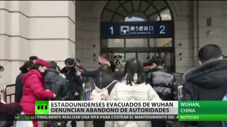 Estadounidenses evacuados del foco del coronavirus en China denuncian abandono por las autoridades de su país